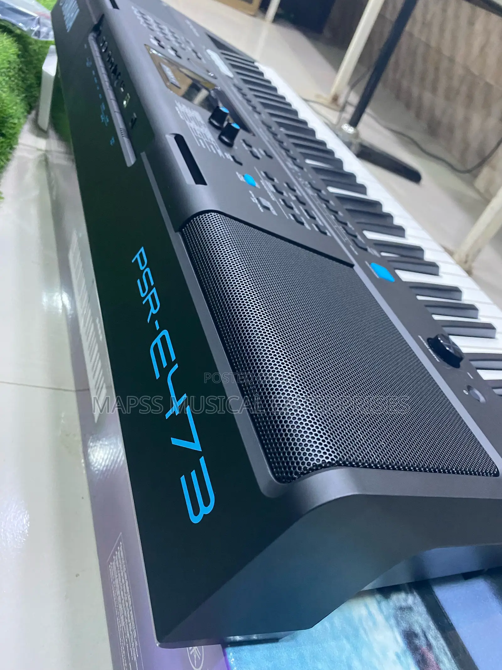 Yamaha PSR-E473, a 61-Key Portable Keyboard