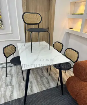 Dining Table With 4 Chairs for Family Use