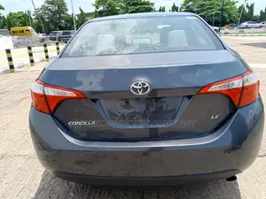 Toyota Corolla LE 4dr Sedan (1.8L 4cyl CVT) 2016 Gray