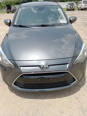 Toyota Yaris iA 1.5 FWD 2018 White