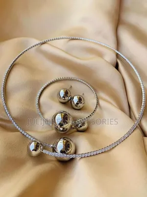 Non Tarnish Ladies Cord Choker Necklace Set