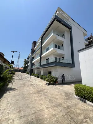 Furnished 4bdrm Townhouse/Terrace in Secured Estate, Ikoyi for sale