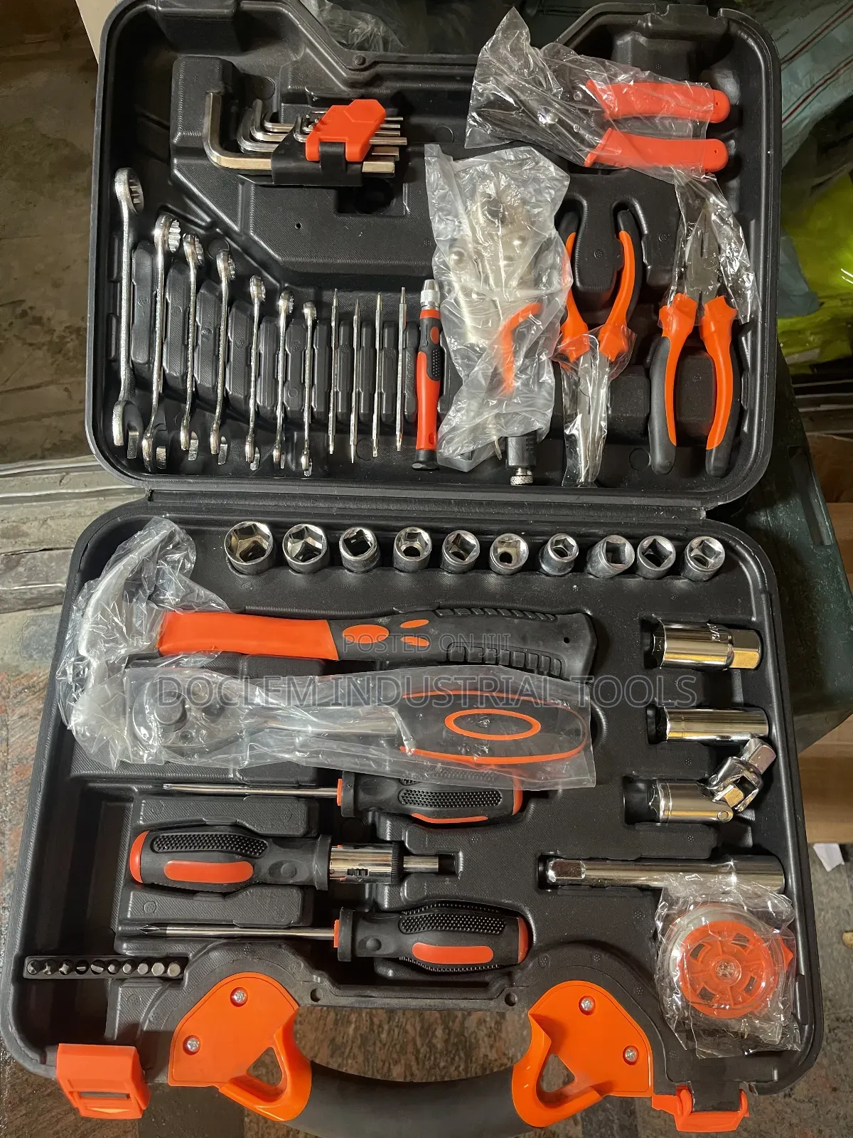 55 PCS Mechanical Set of Tools
