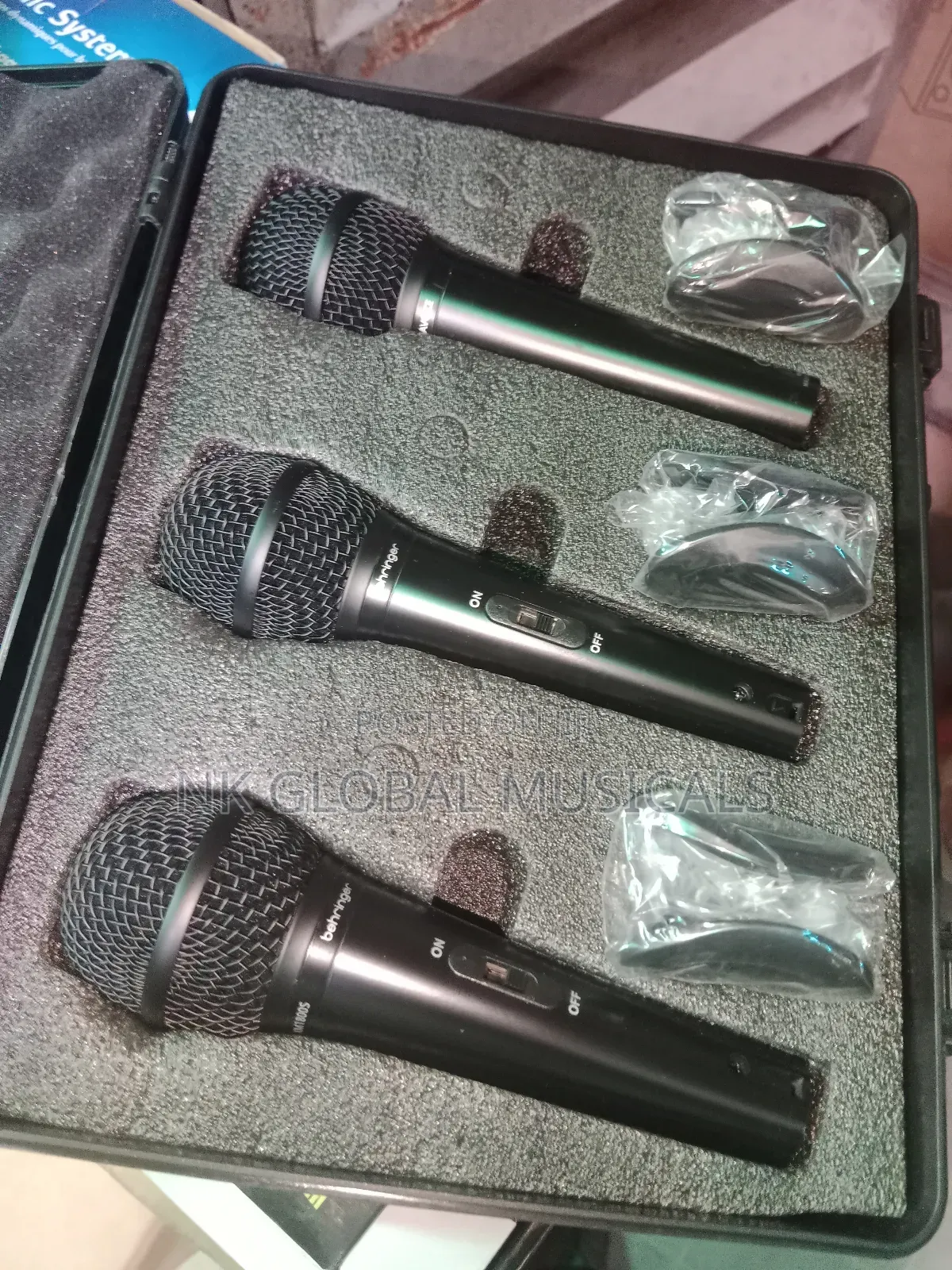 Berringer Xm1800s 3in1 Cord Microphone