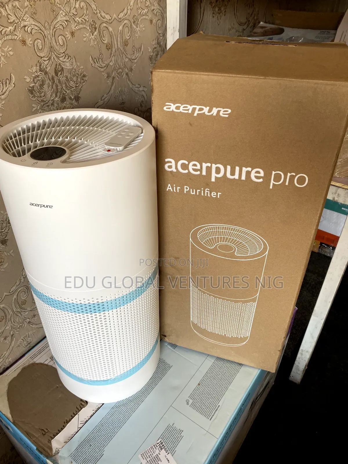 Acerpure Pro Air Purifier With Remote Control.