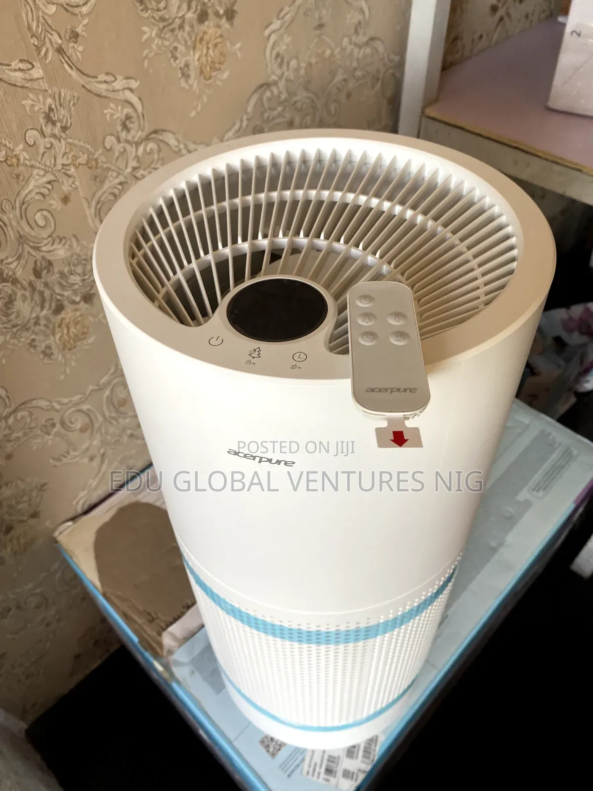 Acerpure Pro Air Purifier With Remote Control.