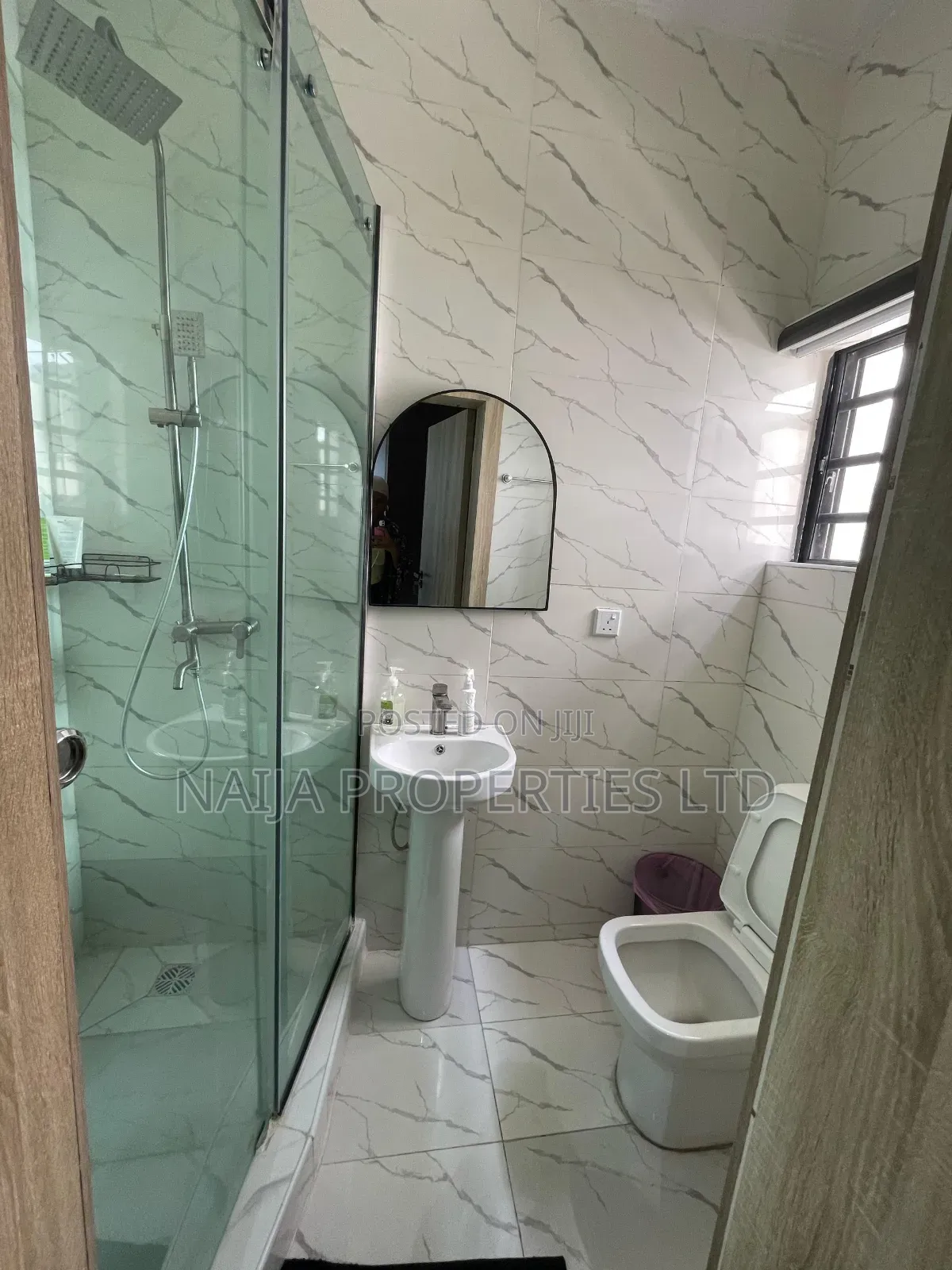 Furnished 3bdrm Townhouse / Terrace in Ikate, Lekki for rent