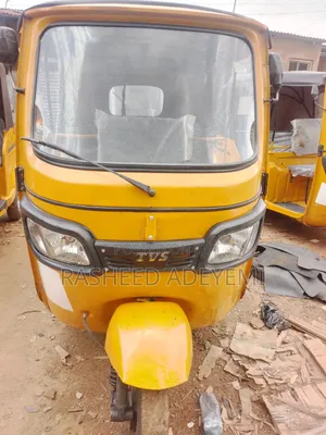 Photo - TVS Apache 180 RTR 2024 Yellow