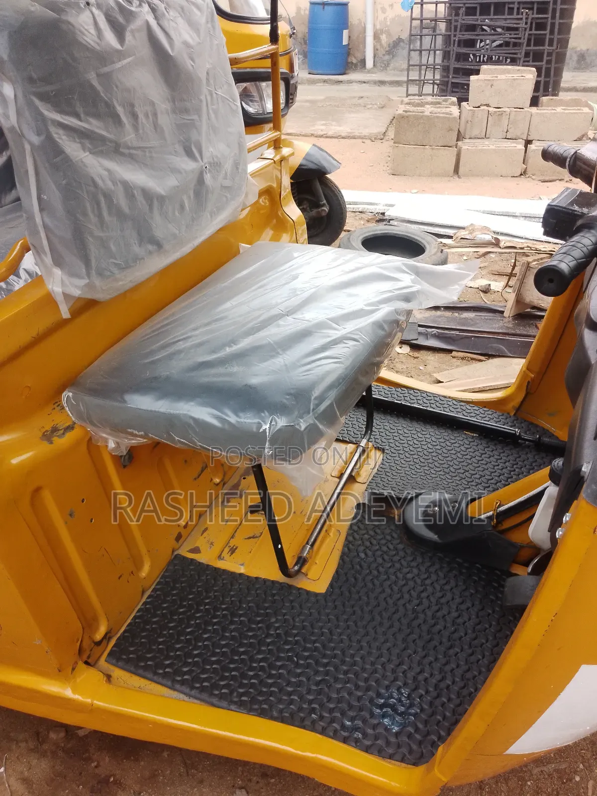TVS Apache 180 RTR 2024 Yellow