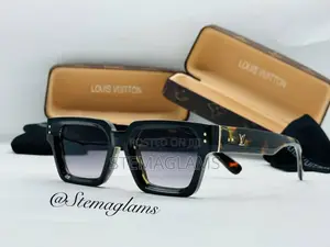 Louis Vuitton Square Large Fashionable Frame Glasses