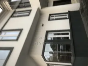 Shared Office Space to Let