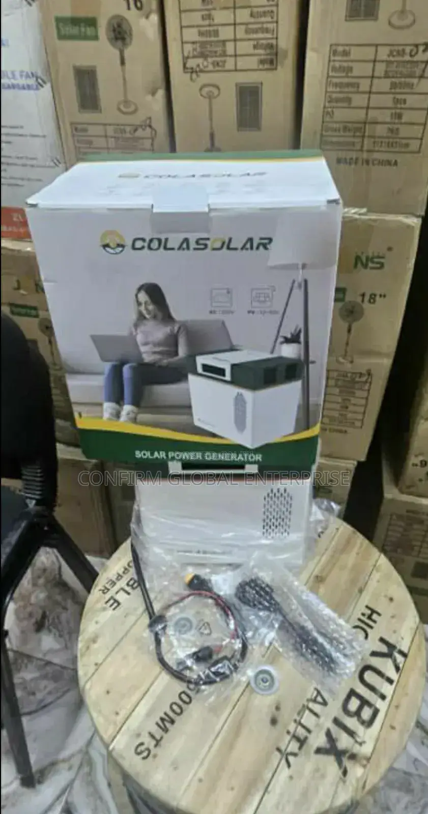 Solar Generator Cola 2000 All in One 2kwh With Panel