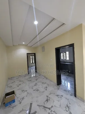 3bdrm Duplex in Omolayo Estate, Akobo for rent