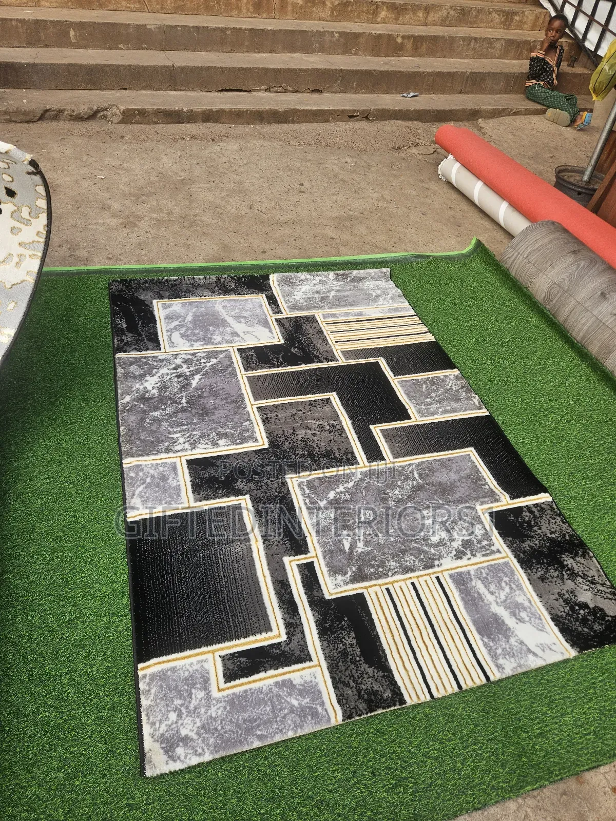 4 by 6 Designers Center Rug