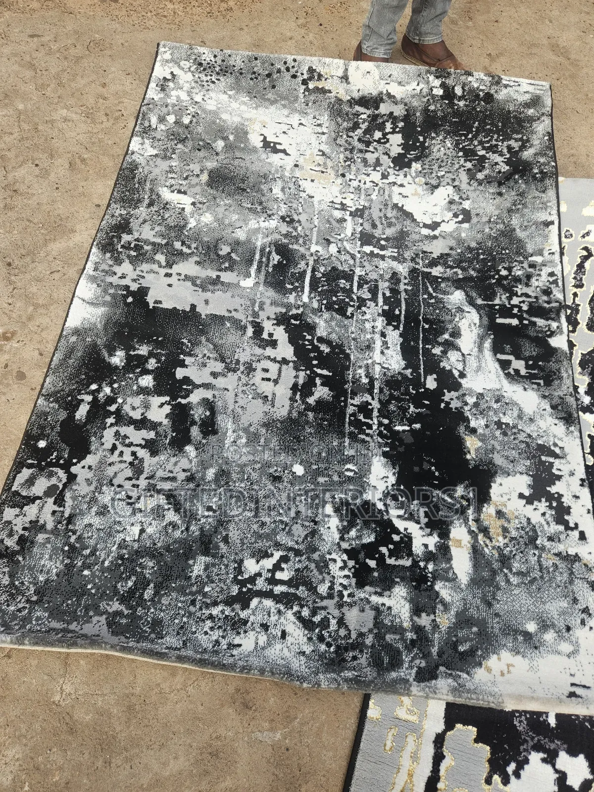 4 by 6 Designers Center Rug