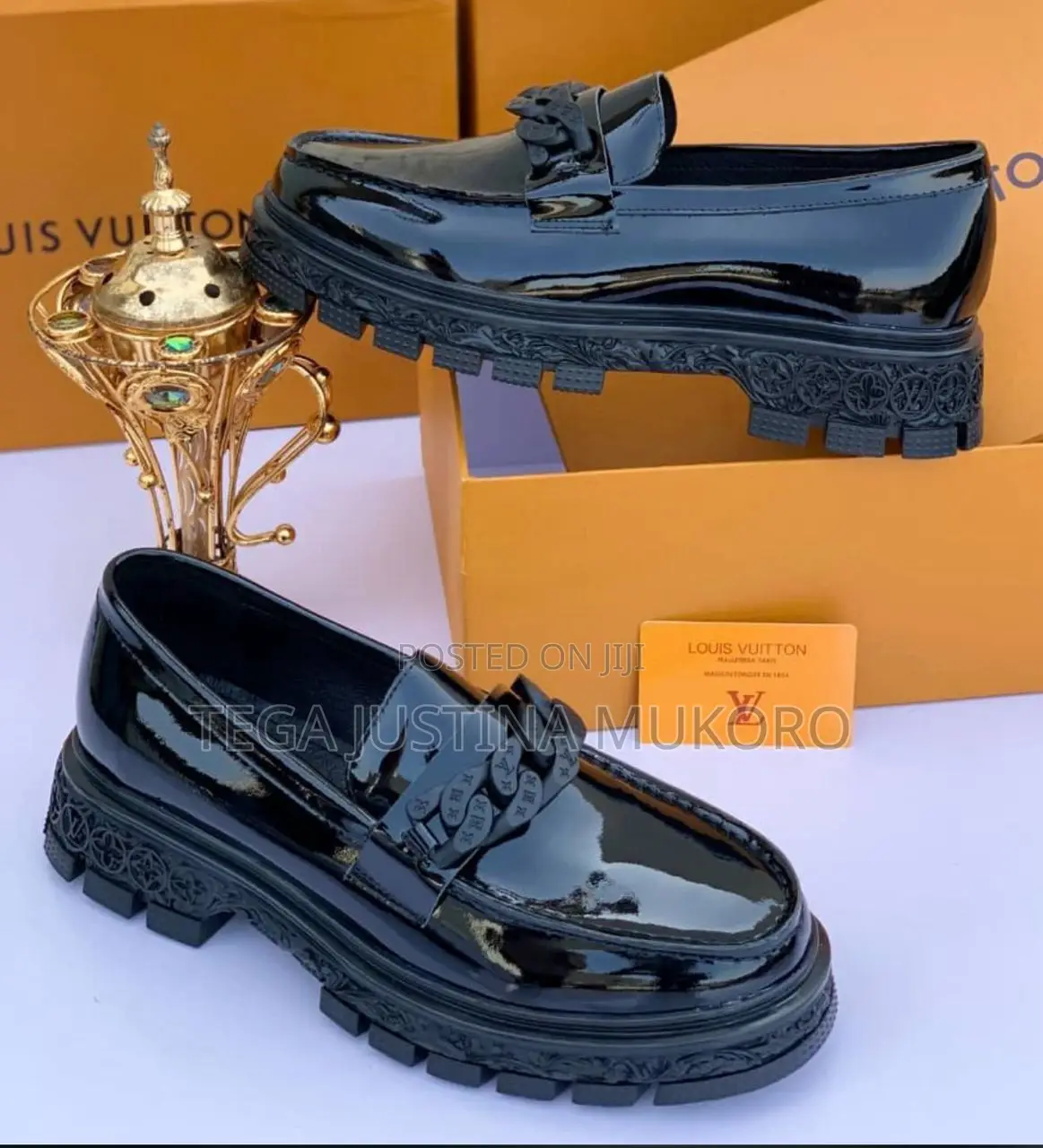Louis Vuitton Flat Shoes