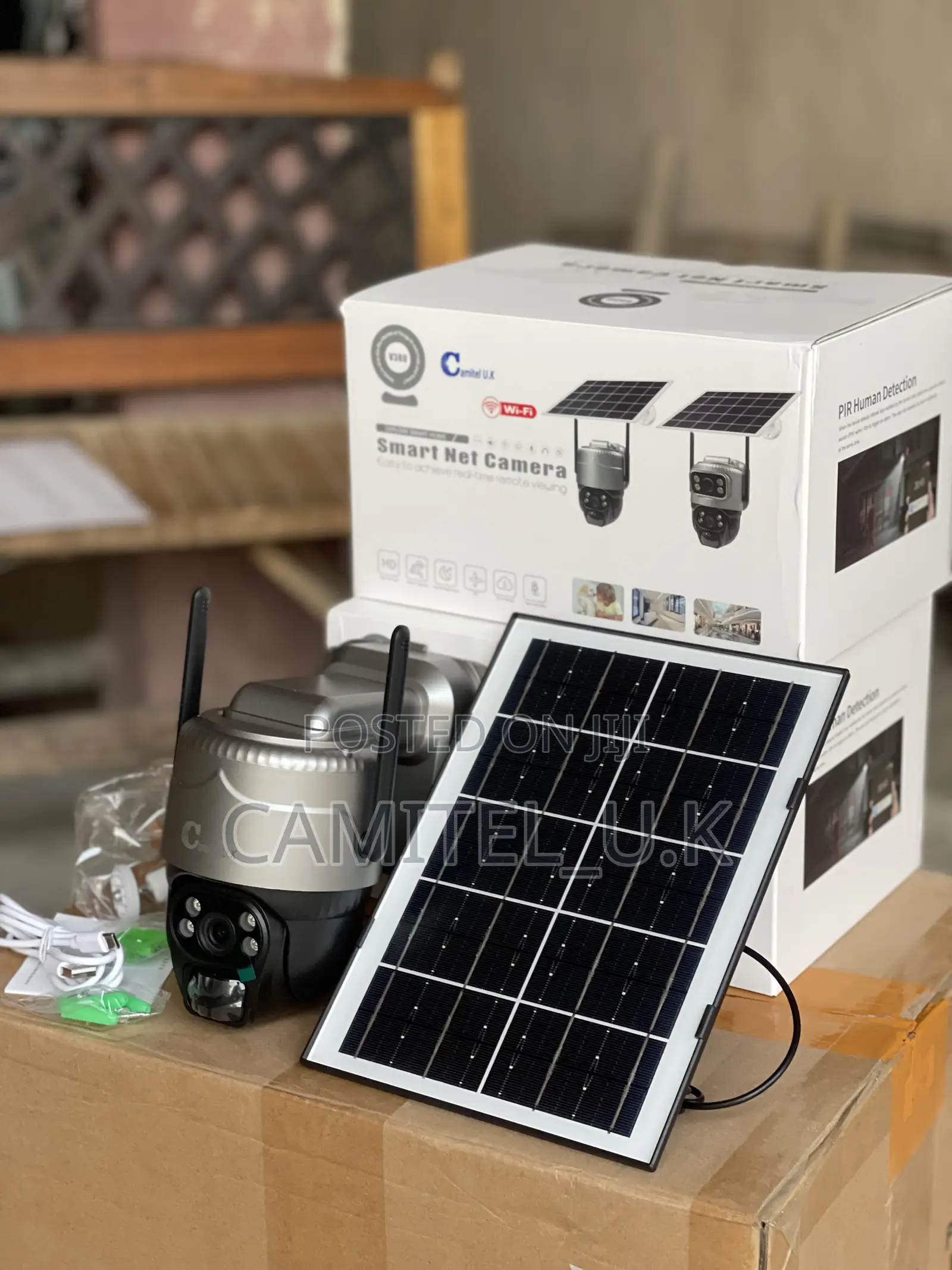 V380 Pro Wifi Smart PTZ Solar Security Camera