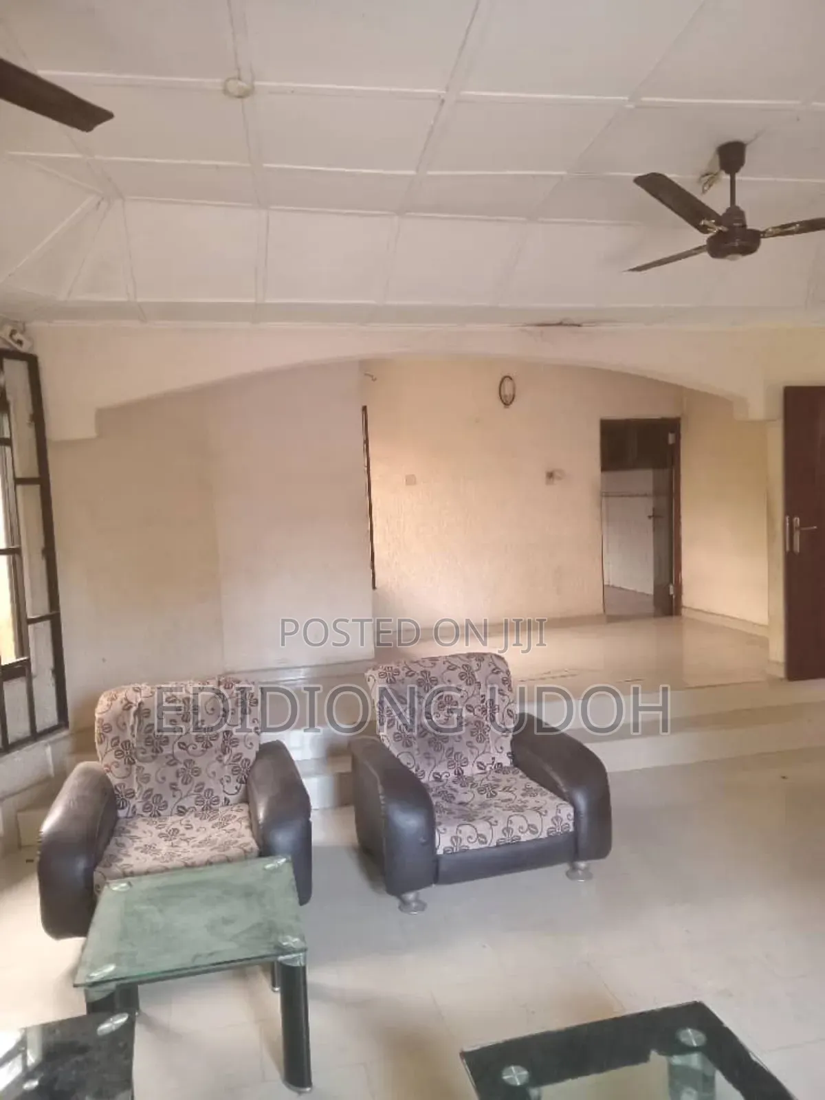 4bdrm Bungalow in Ekpri Nsukara Off for sale