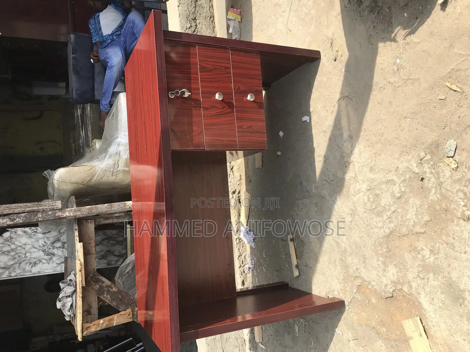 Office Table 4feet