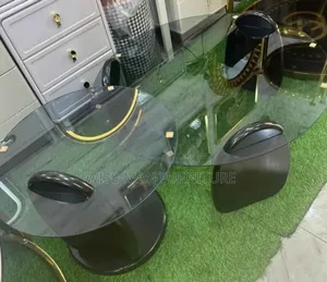Photo - Imported Luxury Coffee Table With Glass Top