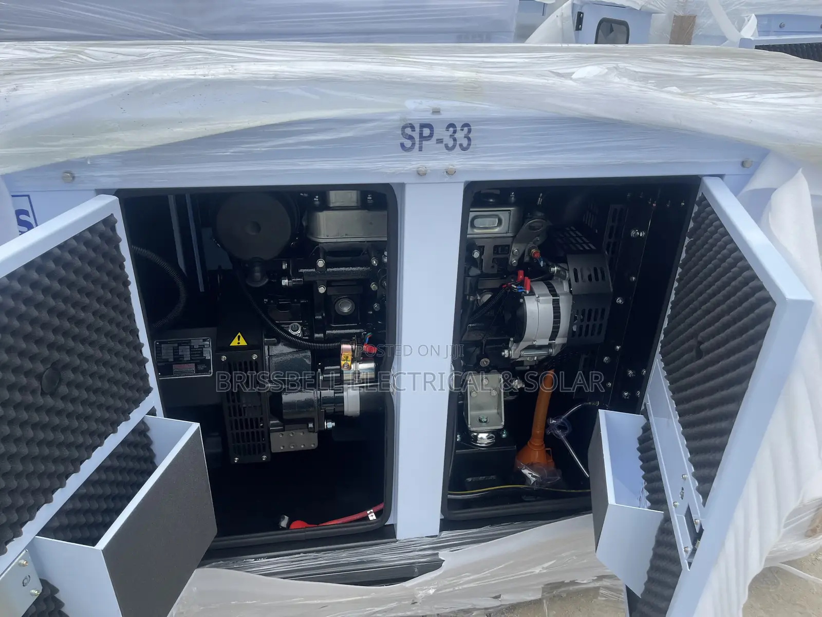 Silent England Perkins Soundproof Diesel Generator 33kva