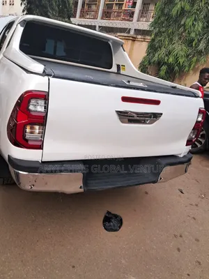 Ttoyota Hilux Upgrade From 2012 to 2018 Model