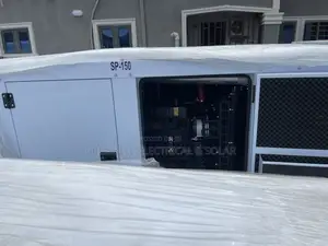 Silent England Perkins Soundproof Diesel Generator 150kva