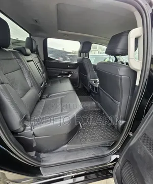 Toyota Tundra 2024 Black