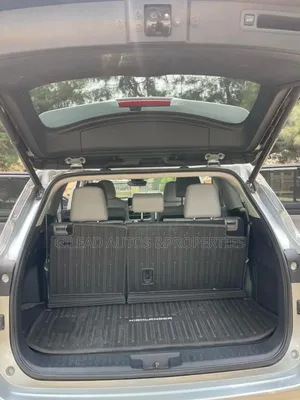 Toyota Highlander XLE AWD 2020 Silver