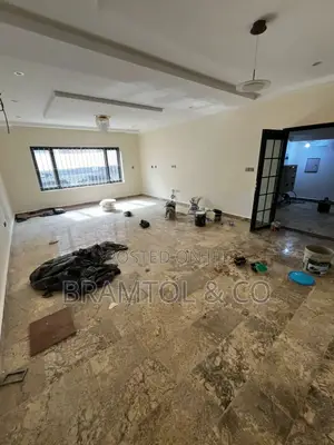 4bdrm Townhouse / Terrace in Asba And Dantata, Life Camp for rent