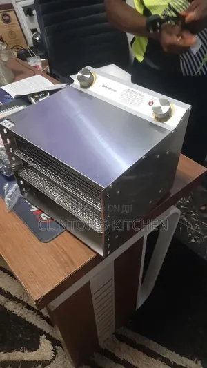 High Quality 6,Tray Dehydrator Machine Available