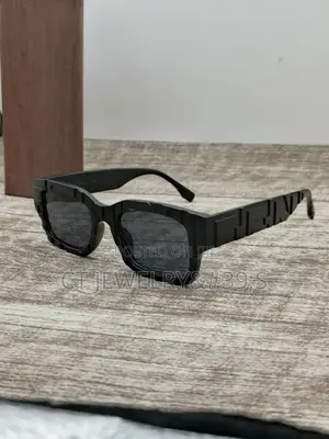 Professional Chic, Everyday Fashion Shades Unisex