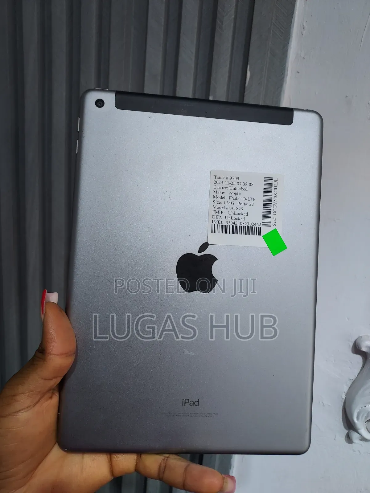 Apple iPad 5 (2022) 128 GB Silver