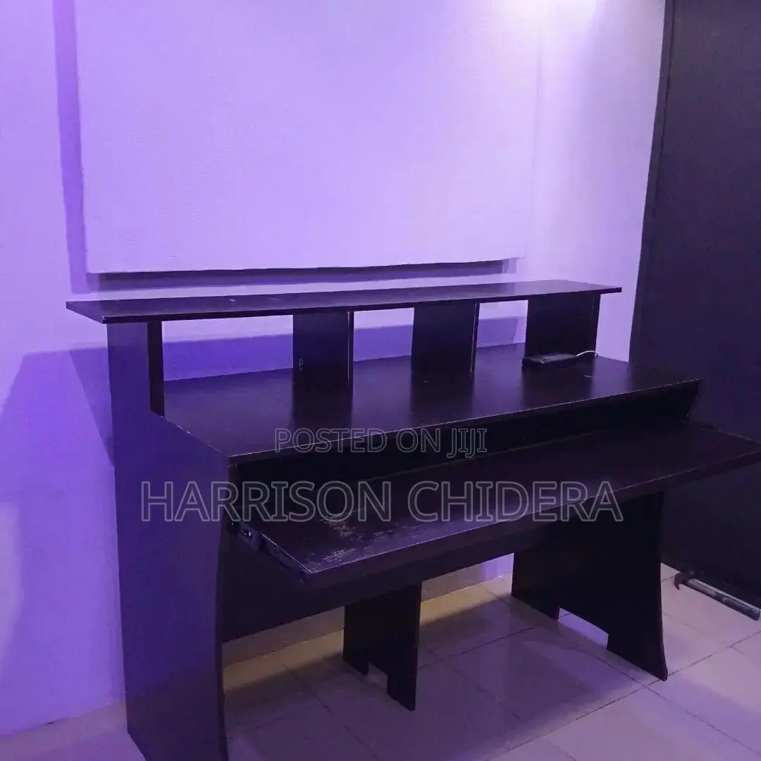 Front Desk Studio Table