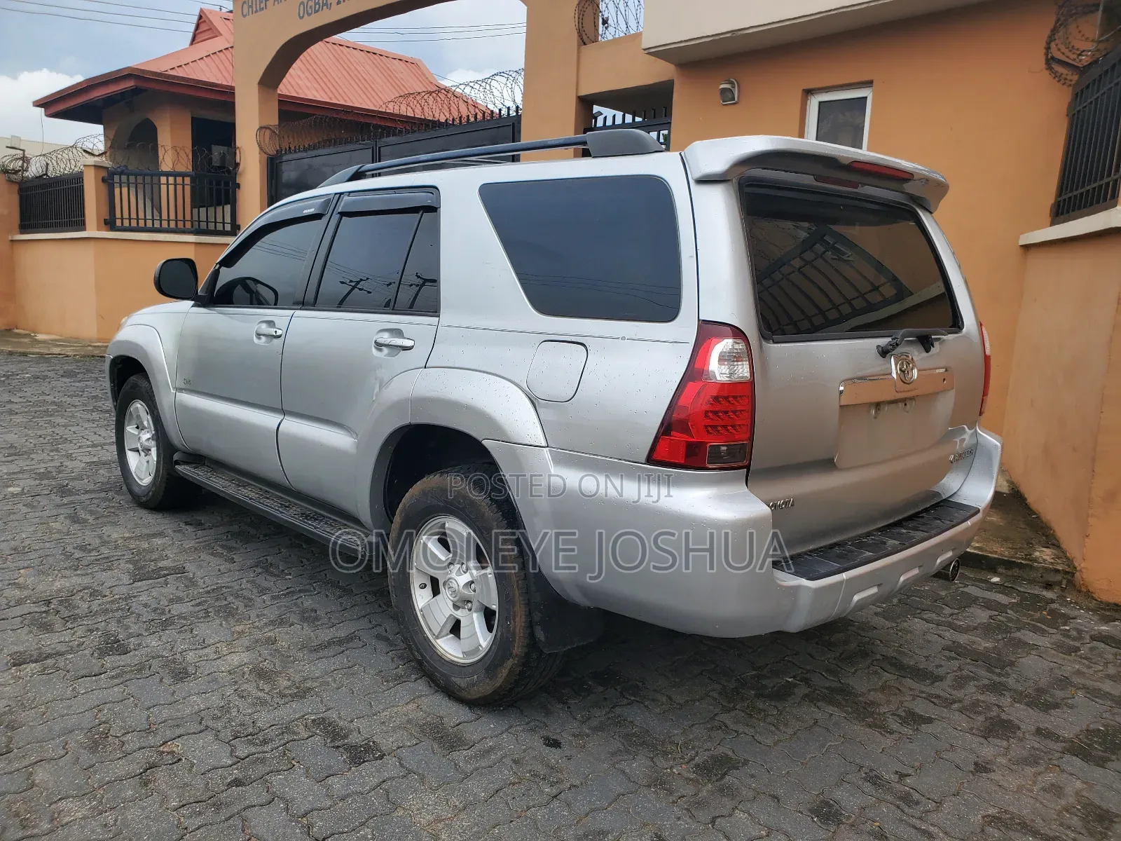 Toyota 4-Runner SR5 V6 2006 Gray