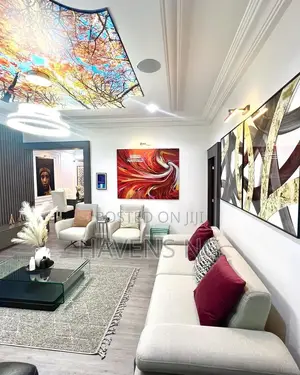Luxury 2-Bedroom Apartment for Shortlet