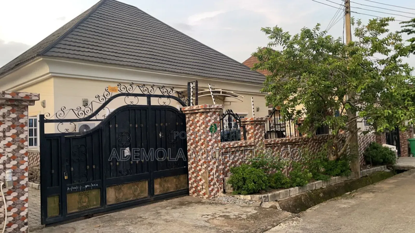 3bdrm Bungalow in Efab Global Estate for sale