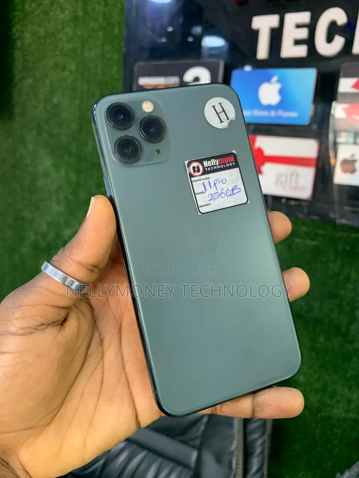 Apple iPhone 11 Pro 256 GB Green