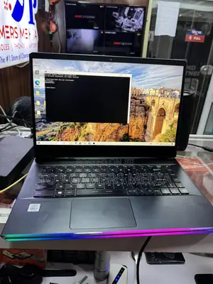 Laptop MSI GE66 Raider 16GB Intel Core i7 SSD 1T