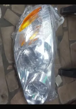 Toyota Corolla 2003, 2004, 2005, 2006 Headlight