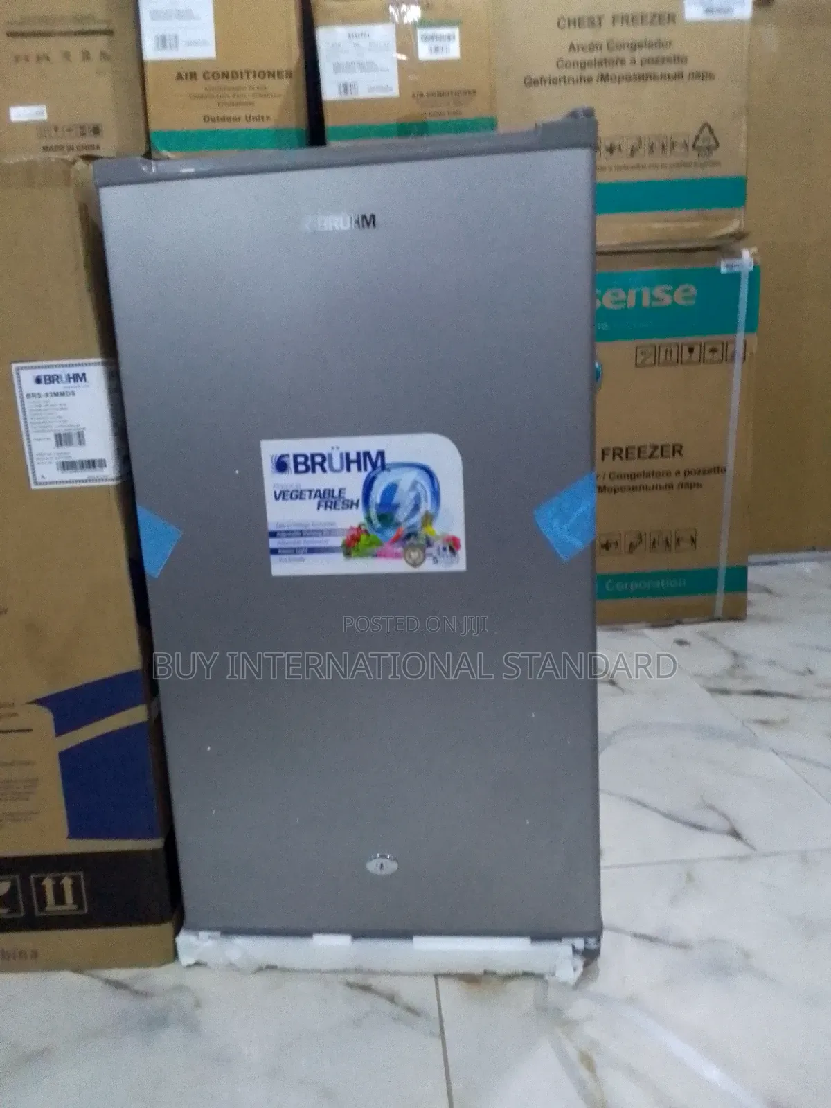 93l Refrigerator – Energy-Saving Solution for Small Spaces