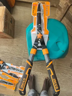 Hedge Shear 23" Flower Scissors Ingco