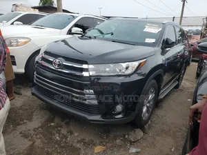 Toyota Highlander 2015 Black