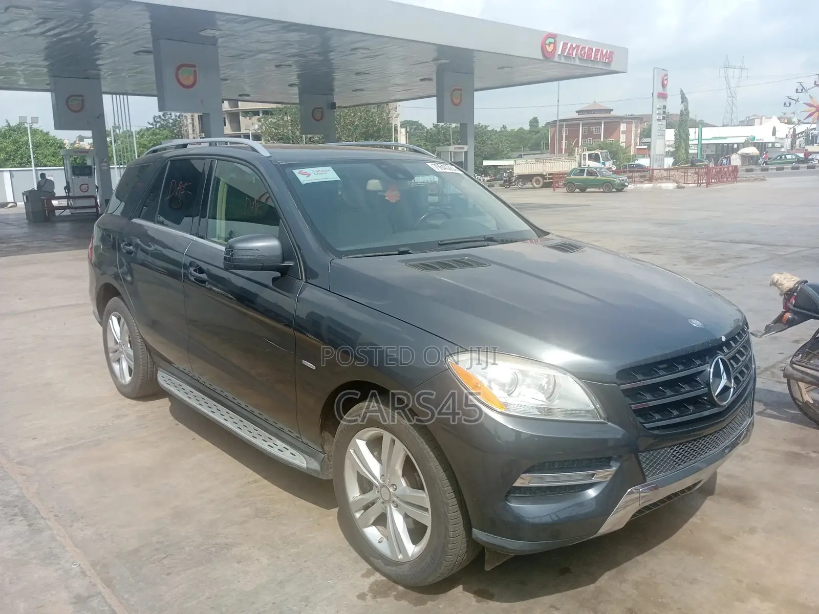 Mercedes-Benz M Class 2012 Gray