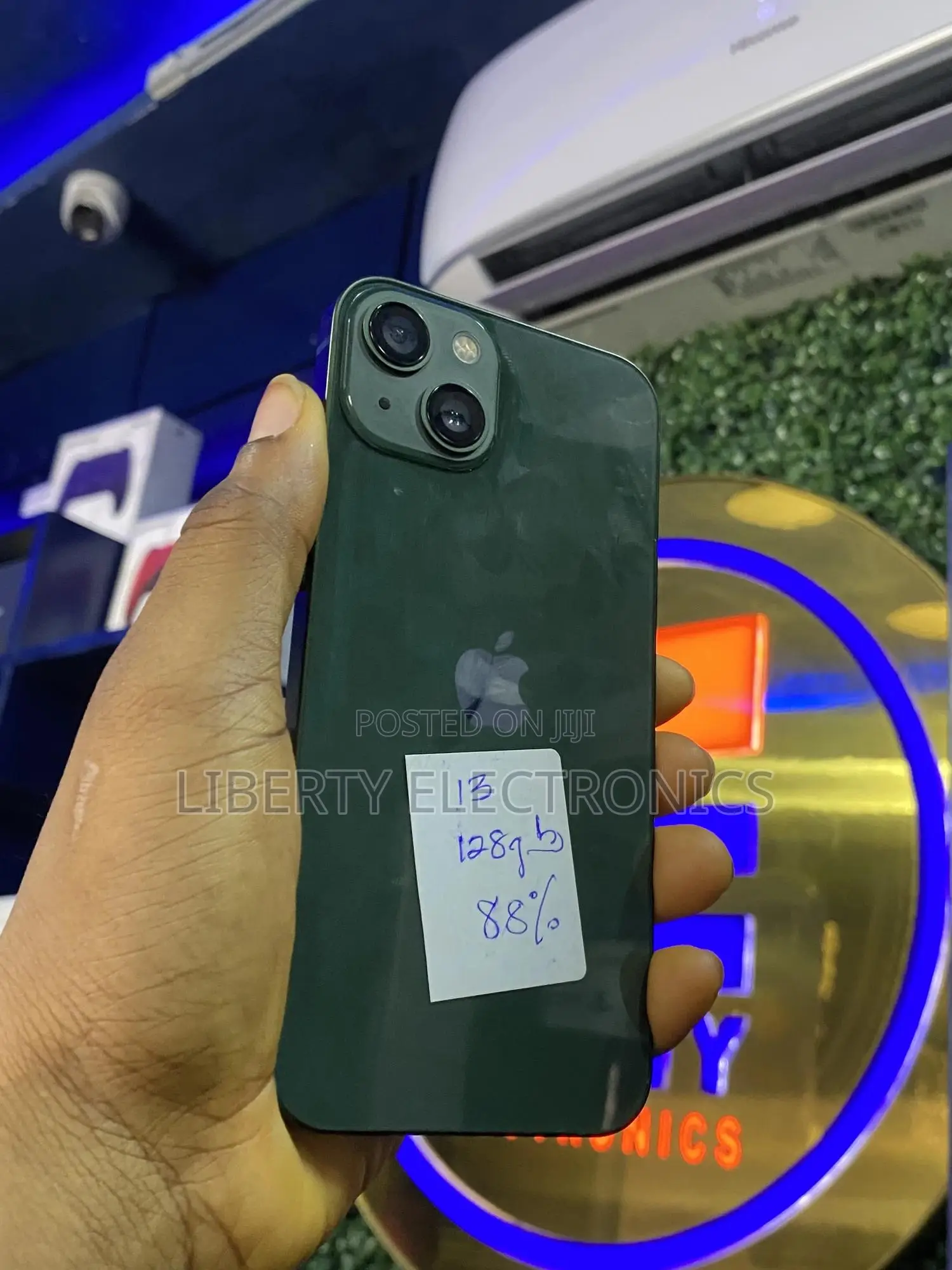 Apple iPhone 13 128 GB Green