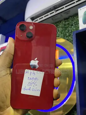 Apple iPhone 13 128 GB Red