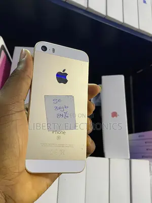 Apple iPhone SE 32 GB Gold