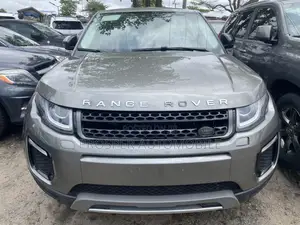 Land Rover Range Rover Evoque SE 4x4 5-Door 2017 Gray