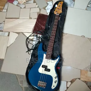 Photo - Bass Guitar