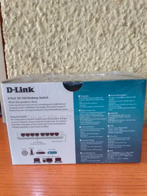 D- Link 8- Port 10/100 Desktop Switch